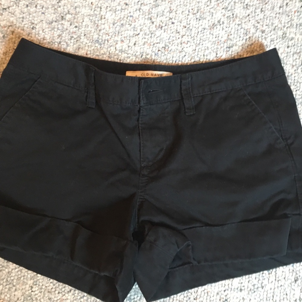 Old Navy black shorts sz 6 NWOT